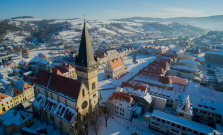 Sviatky bez komercie by boli autentickejšie