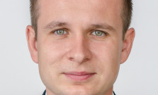 Vladimír Ducár zabojuje o poslaneckú stoličku
