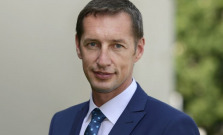 Prešovský župan vyzýva vládu k regulácii cien respirátorov