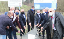 Rekonštrukcia cesty Demjata-Raslavice začína