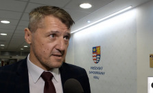 VIDEO | Smart riešenia pre kraj | Príprava cestárov na zimu | Na východe sa miešali nápoje
