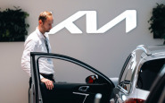 kia showroom (2).jpg