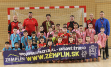 Tradičný halový turnaj patril domácim – Gerlachov triumfoval v oboch kategóriách