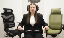 VIDEO | Zdravé sedenie na stoličkách Spinergo vás zbaví bolestí chrbta