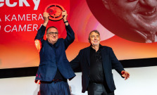 Zlatú kameru Art Filmu získal Peter Dubecký. Zachránili sme audiovizuálne dedičstvo Slovenska, hovorí