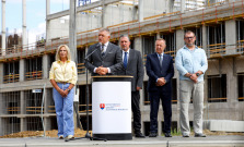 Výstavba nemocnice v Prešove opäť pokračuje plným tempom