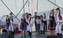 VIDEO |   Na Haľagoši bolo veselo. Haľagošské slávnosti spojili celý mikroregión