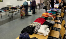 Mladí ľudia spoločne proti fast fashion